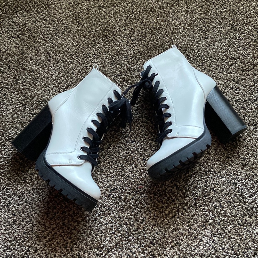 Steve Madden Latch Lace-Up Boots